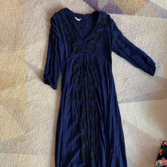 Free People Dresses & Skirts - Free people embroidered maxi dress